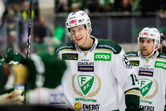 Färjestad Victor Ejdsell jublar