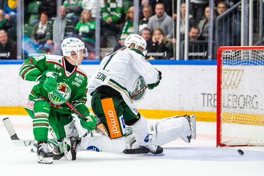 Rögles Anton Bengtsson gör 3-4