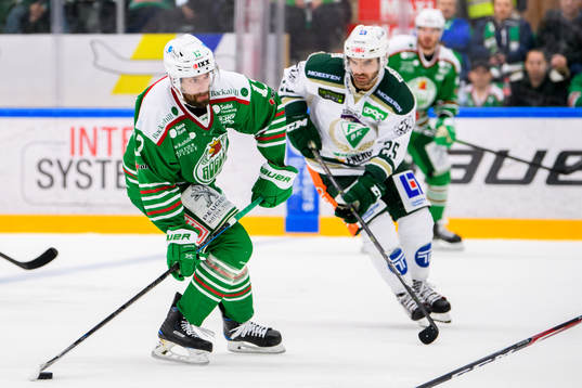 Rögles Taylor Matson och Färjestad Martin Johansson