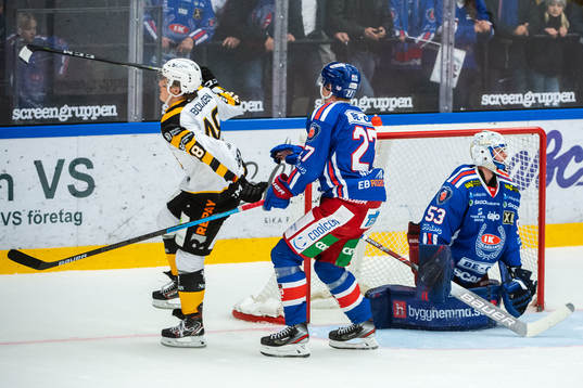 Oskarshamns målvakt Fredrik Pettersson-Wentzel deppar