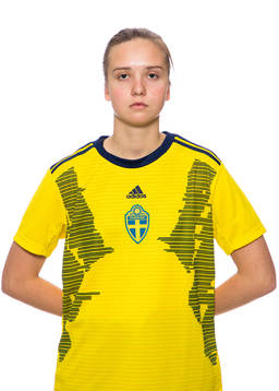 Elvira Olofsson i F16-landslaget