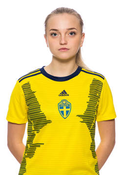 Saga Carlsson i F16-landslaget