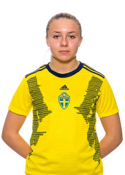 Adina Jansson i F16-landslaget