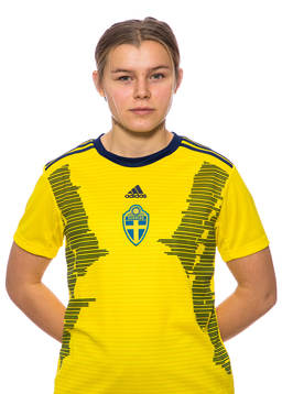 Elin Flakberg i F16-landslaget