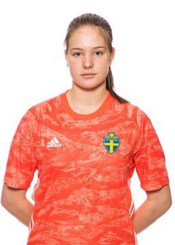 Elvira Björklund i F16-landslaget