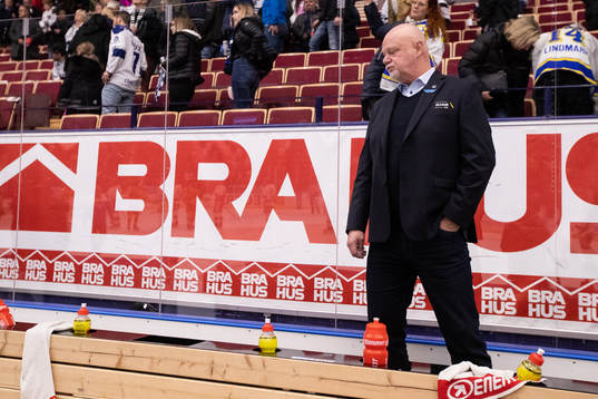 Leksands tränare Roger Melin  deppar i båset