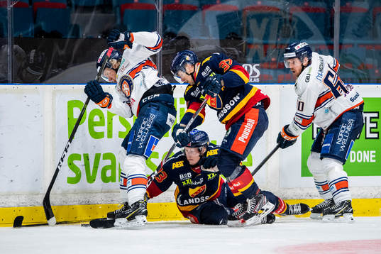 Växjös Marcus Sylvegård  och Erik Josefsson mot