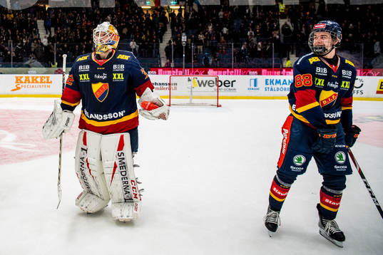 Djurgårdens målvakt Karri Rämö och Alexander Holtz
