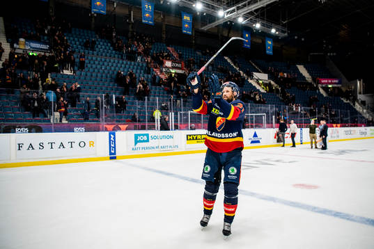 Djurgårdens Dick Axelsson jublar