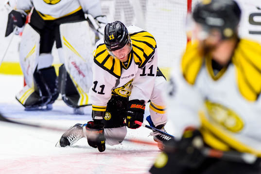 Brynäs Josef Ingman har ont