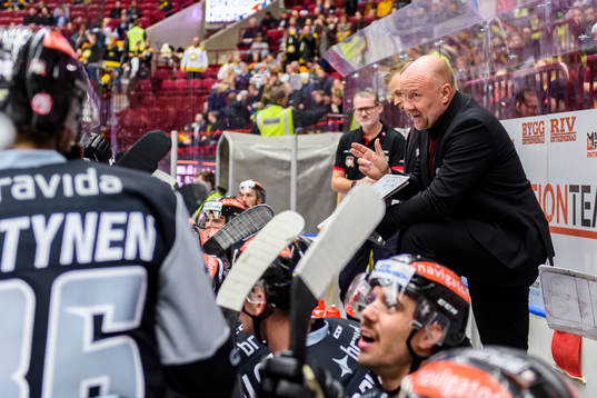 Malmö Redhawks tränare Peter Andersson