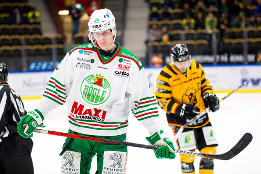 Rögles Adam Edström deppar