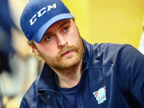 Linköpings Anton Mylläri före ishockeymatchen i SHL