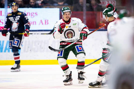 Frölundas Max Friberg jublar