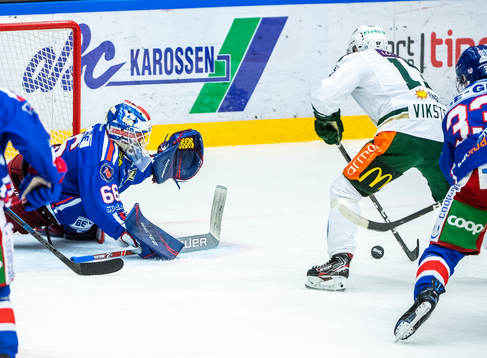 Oskarshamns målvakt Tex Williamsson och Färjestads Daniel