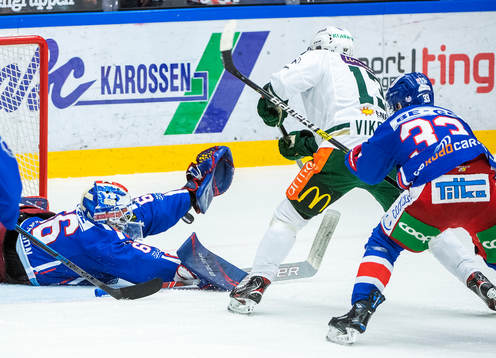 Oskarshamns målvakt Tex Williamsson och Färjestads Daniel