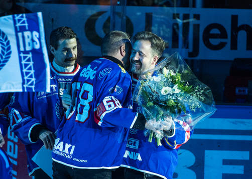 Fd Oskarshamns spelaren Robert Jönsson valdes in i Wall of