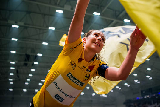 Ingrid Moe Wold of LSK Kvinner celebrates