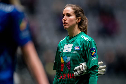 Goalkeeper Hannah Grace Seabert of Vålerenga
