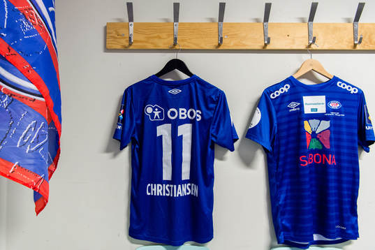 The shirt of Synne Sofie Christiansen of Vålerenga in the