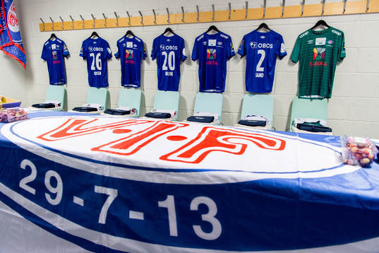 The shirts of Rikke Marie Madsen, Marie Dølvik Markussen
