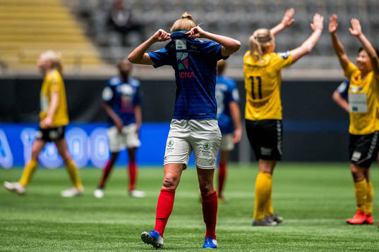 Rikke Marie Madsen of Vålerenga looks dejected