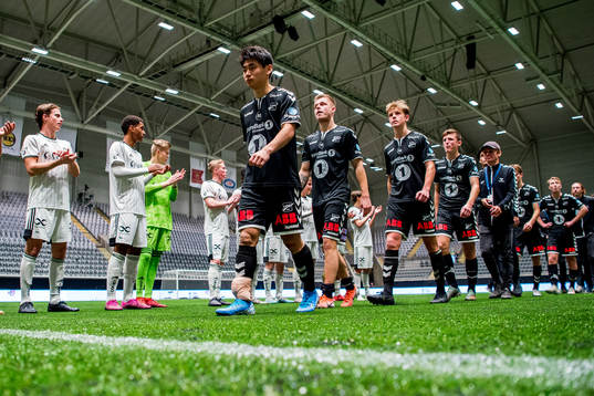 Players of Odd look dejected