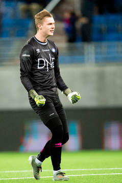 Goalkeeper Kristoffer Sundquist Klaesson of Vålerenga
