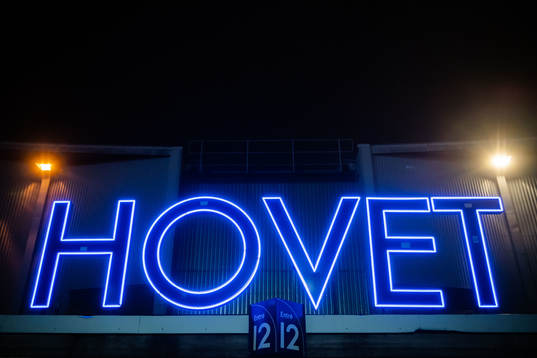 Exteriör av Hovet