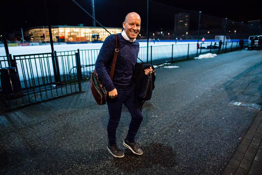 Henrik Pedersen, head coach of Strømsgodset, arrives