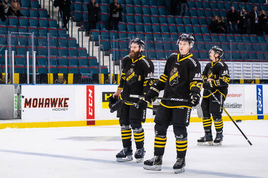 s Johan Larsson och David Karlström deppar