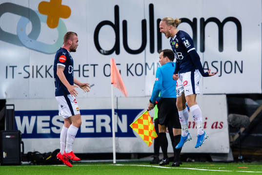 Lars-Jørgen Salvesen of Strømsgodset celebrates