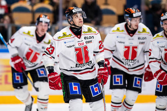 Örebros Sakari Salminen jublar