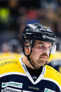 s Axel Holmström