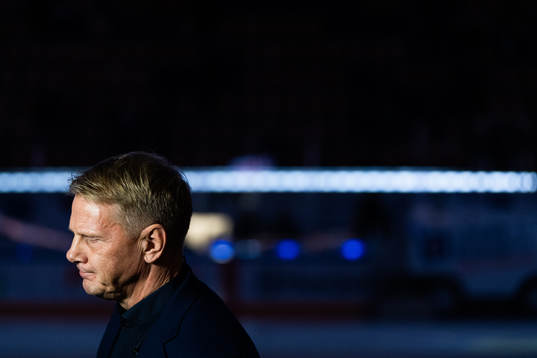 Cmores Niklas Wikegård i periodpaus