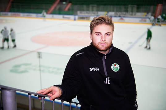 Rögles j-20 tränare Jonas Elofsson