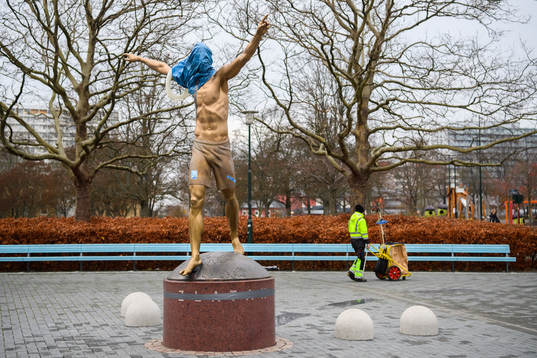 The statue of Zlatan Ibrahimovic has been vandalized