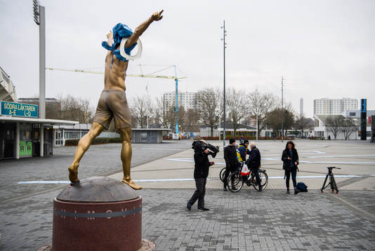 The statue of Zlatan Ibrahimovic has been vandalized