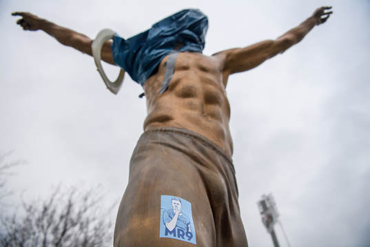 The statue of Zlatan Ibrahimovic has been vandalized