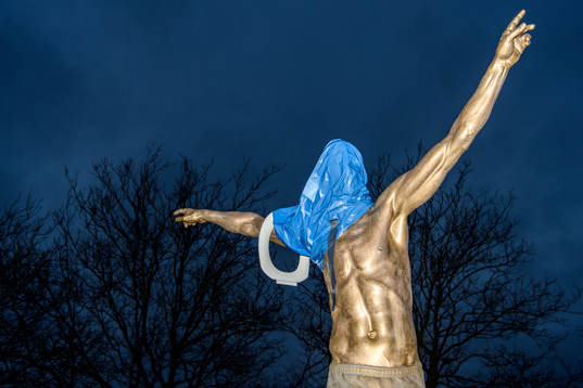 The statue of Zlatan Ibrahimovic has been vandalized