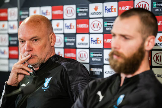 Uwe Rösler, head coach and Jo Inge Berget