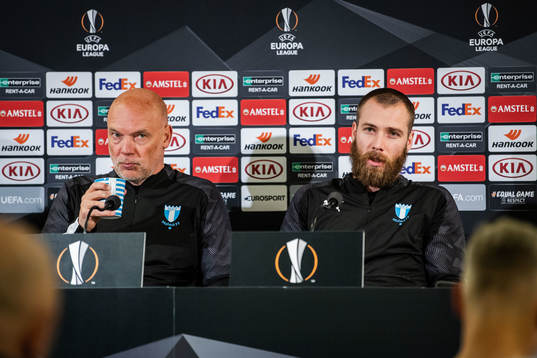 Uwe Rösler, head coach and Jo Inge Berget