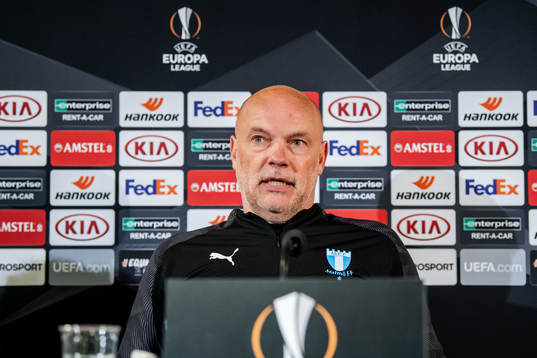 Uwe Rösler, head coach