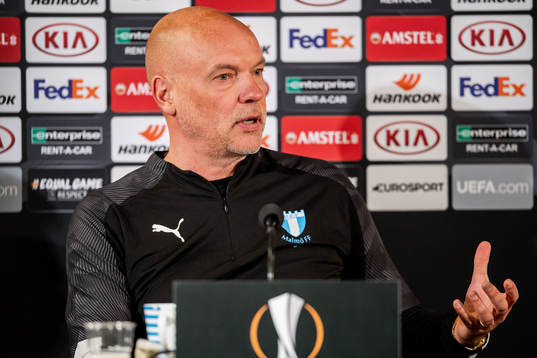 Uwe Rösler, head coach