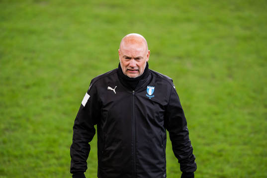 Uwe Rösler, head coach
