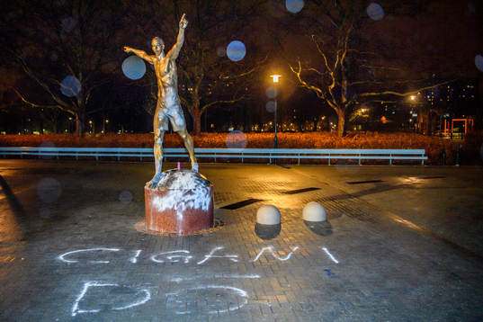 The statue of Zlatan Ibrahimovic has been vandalized