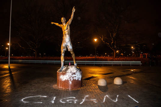 The statue of Zlatan Ibrahimovic has been vandalized