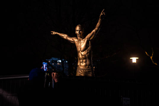 Fences surrounding the statue of Zlatan Ibrahimovic
