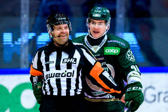 Domare Patrik Sjöberg och Michael Latta