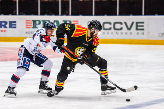 Linköpings Broc Little och Brynäs Jonathan Sigalet